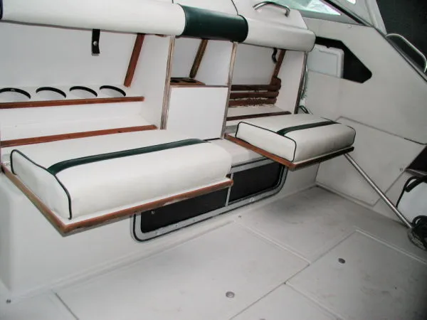 Slide: The Image of Sea Ray Sundancer 1986 - 2