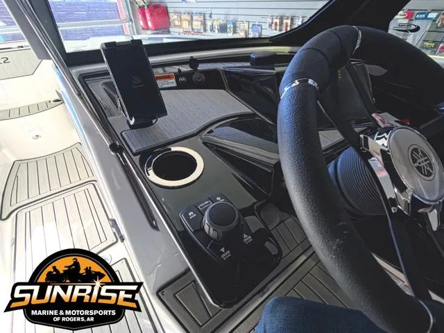 Slide: The Image of Yamaha 222S 2026 - 19