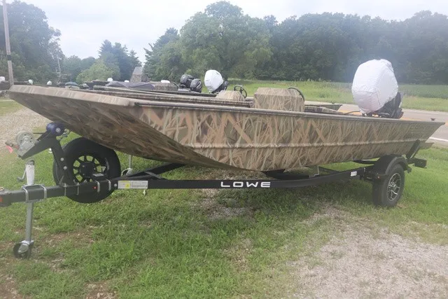 The Image of Lowe Roughneck 1860 Rambler 2026 - undefined
