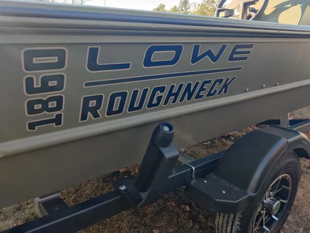 Slide: The Image of Lowe Roughneck 1860 Rambler Jet 2026 - 4