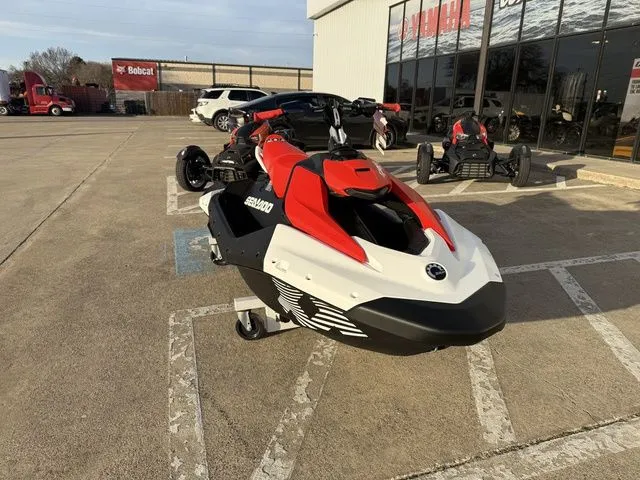 Slide: The Image of Sea-Doo Spark Trixx for 3 2026 - 5