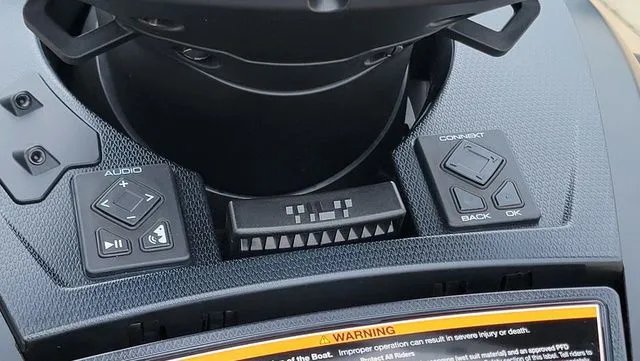 Slide: The Image of Yamaha FX SVHO 2026 - 18