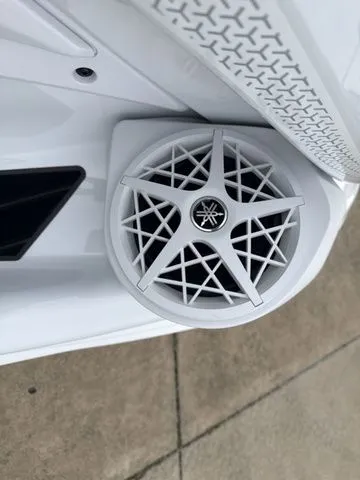 Slide: The Image of Yamaha FX Cruiser SVHO 2026 - 17