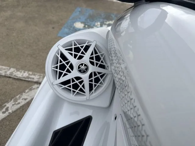 Slide: The Image of Yamaha FX Cruiser SVHO 2026 - 18