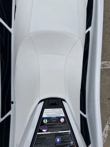 Slide: The Image of Yamaha FX Cruiser SVHO 2026 - 20