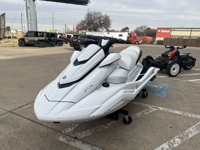 Slide: The Image of Yamaha FX Cruiser SVHO 2026 - 5