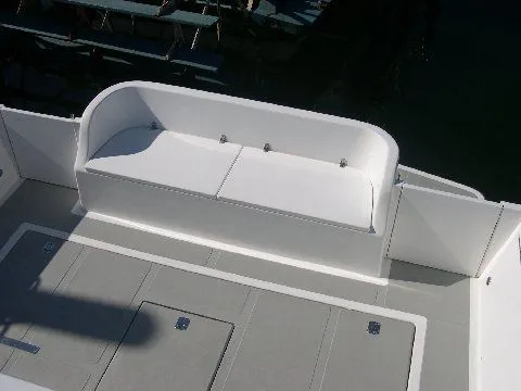 Slide: The Image of Albin 45 Command Bridge 2007 - 5