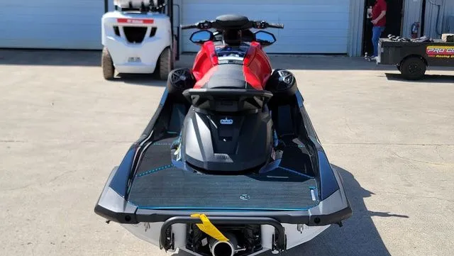 Slide: The Image of Yamaha VX Deluxe 2026 - 13