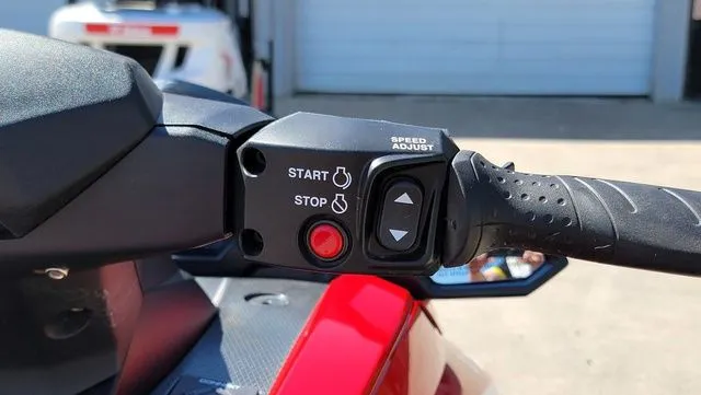 Slide: The Image of Yamaha VX Deluxe 2026 - 16