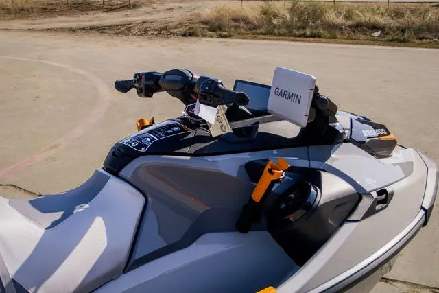 Slide: The Image of Sea-Doo FishPro Trophy 170 2026 - 16