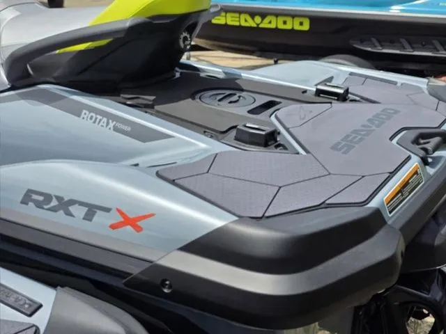 Slide: The Image of Sea-Doo RXT-X 325 2026 - 7
