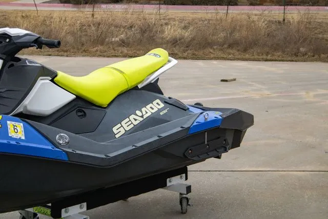 Slide: The Image of Sea-Doo Spark 2020 - 9