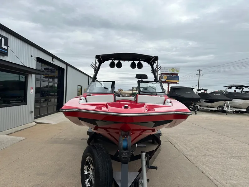 Slide: The Image of Axis A24 2017 - 10