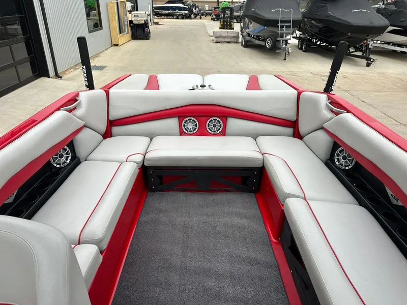 Slide: The Image of Axis A24 2017 - 34