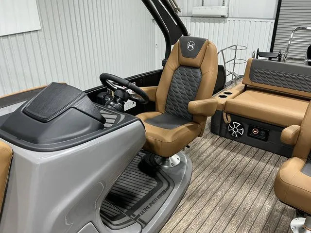 Slide: The Image of Harris SUNLINER 230 SLDH 2026 - 17