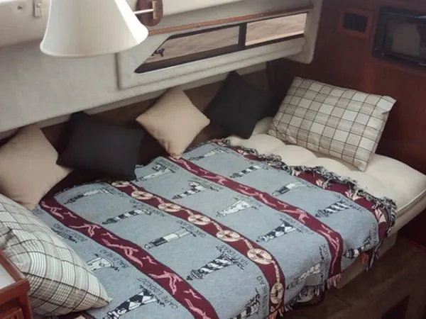 Slide: The Image of Sea Ray 340 Sedan Bridge 1986 - 5