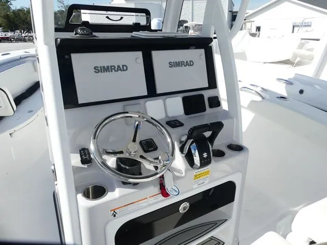 Slide: The Image of Sea Pro 262 Offshore DLX 2026 - 12