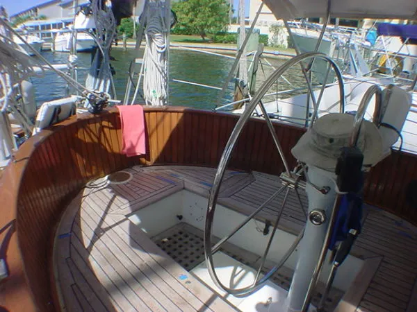 Slide: The Image of Union 36 Cutter 1983 - 5