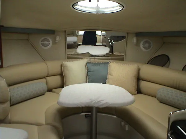 Slide: The Image of Monterey 302 Cruiser 2005 - 10