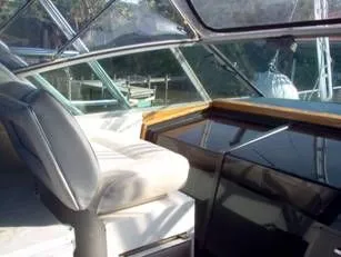 Slide: The Image of Sea Ray Express / Sportfish 1987 - 4
