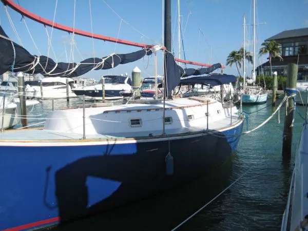 Slide: The Image of Herreshoff 38 Cat Ketch 1984 - 5