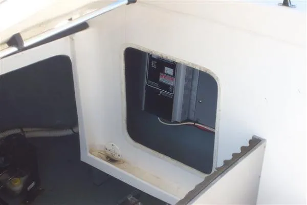 Slide: The Image of Sea Ray 280 Bow Rider 1997 - 8