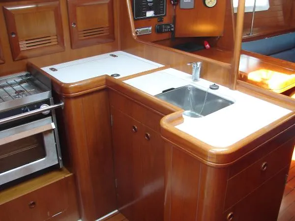 Slide: The Image of Beneteau 361 2002 - 10