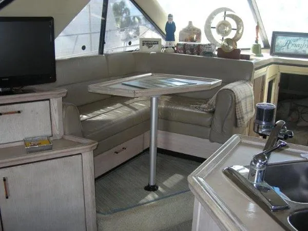 Slide: The Image of Bayliner 3988 Cockpit Motor Yacht 1997 - 3