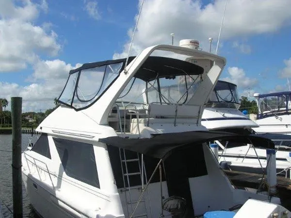 Slide: The Image of Bayliner 3988 Cockpit Motor Yacht 1997 - 8