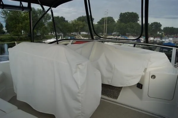 Slide: The Image of Silverton 35 Motor Yacht 2005 - 10