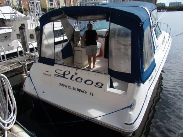 Slide: The Image of Sea Ray 310 Express Cruiser 1990 - 6