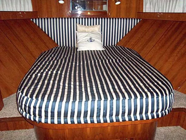 Slide: The Image of Jefferson 57 Pilothouse Wide Body 2005 - 7