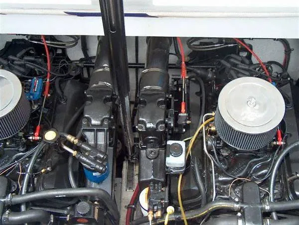 Slide: The Image of Baja Outlaw 29 SST 1997 - 2