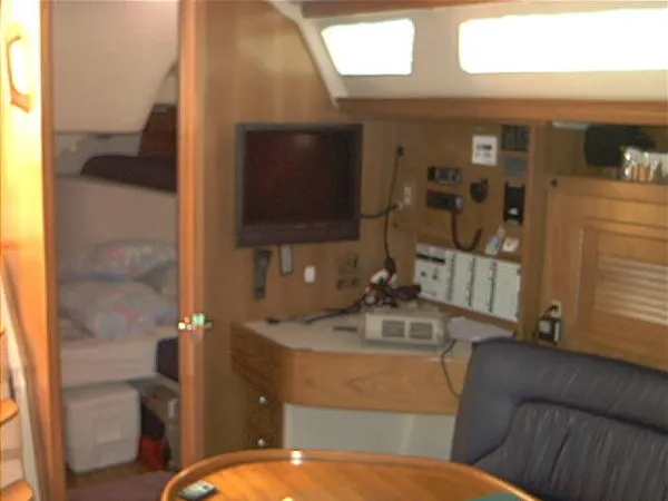 Slide: The Image of Catalina 42 MK 2 2005 - 3