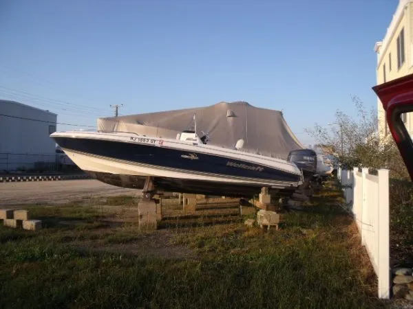 Slide: The Image of Wellcraft 200 Fisherman 2004 - 3