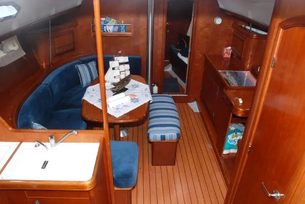 Slide: The Image of Beneteau 393 2005 - 7