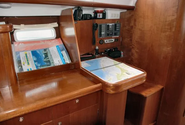 Slide: The Image of Beneteau 393 2005 - 9