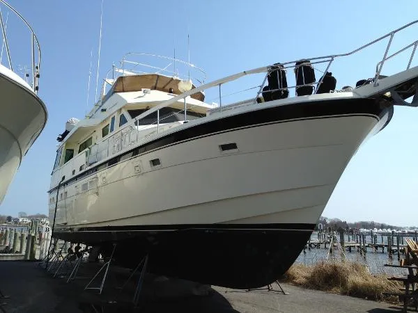 Slide: The Image of Hatteras Motor Yacht 1987 - 3