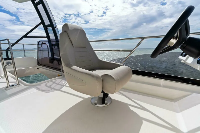 Slide: The Image of 2024 42 Prestige Flybridge - Flybridge - 47