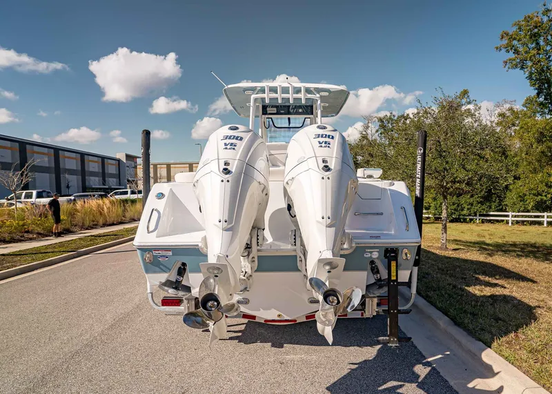 Slide: The Image of Sea Hunt Ultra 285 Coffin Box 2026 - 4