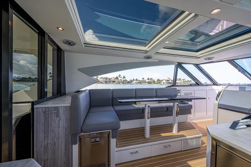 Slide: The Image of Formula 500 Super Sport Crossover 2022 - 82