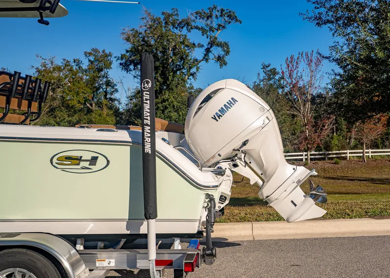 Slide: The Image of Sea Hunt Ultra 235 SE 2026 - 4