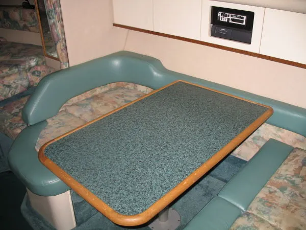 Slide: The Image of Sea Ray 33 Sundancer 1995 - 10
