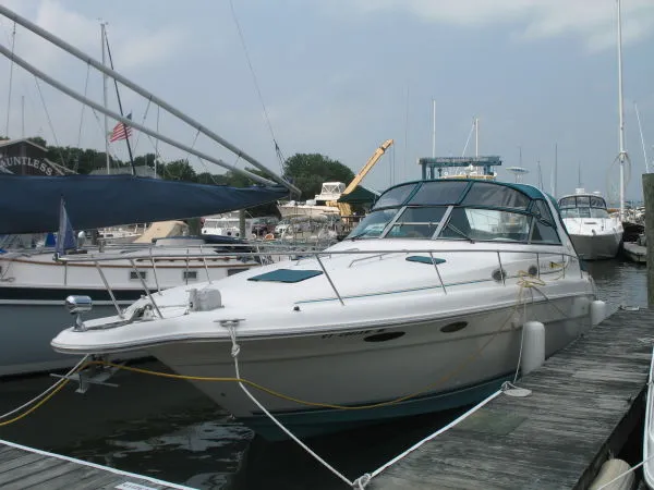 Slide: The Image of Sea Ray 33 Sundancer 1995 - 3