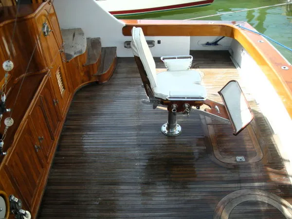 Slide: The Image of Tiffany - 62 Custom Sportfish 1986 - 4