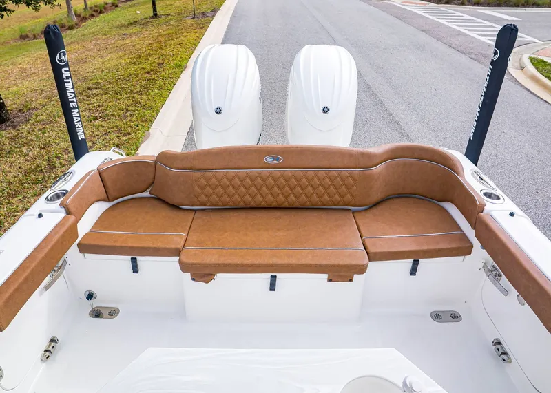 Slide: The Image of Sea Hunt Ultra 265 SE 2026 - 4