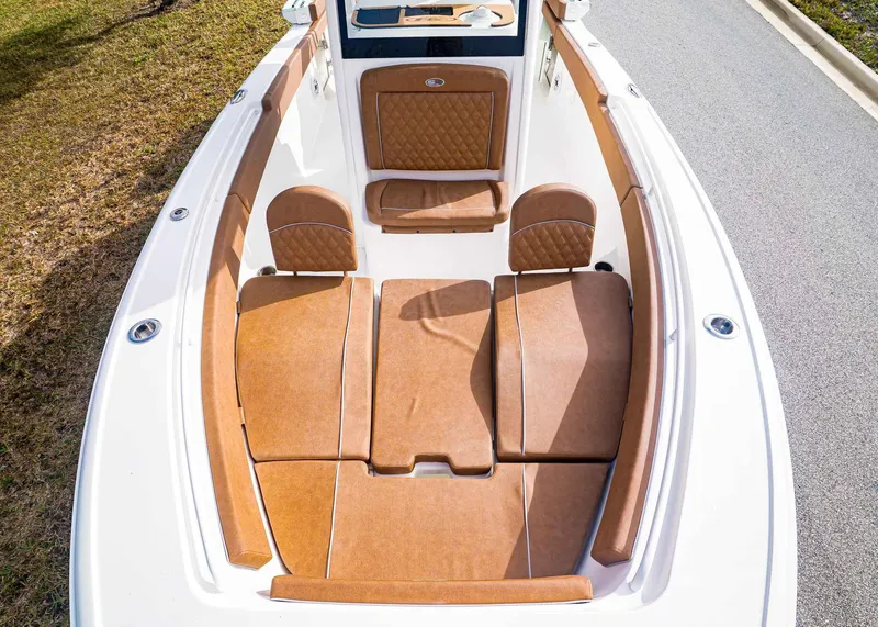 Slide: The Image of Sea Hunt Ultra 265 SE 2026 - 21