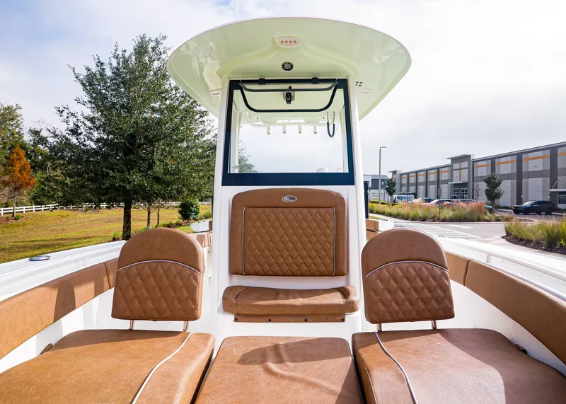 Slide: The Image of Sea Hunt Ultra 265 SE 2026 - 22