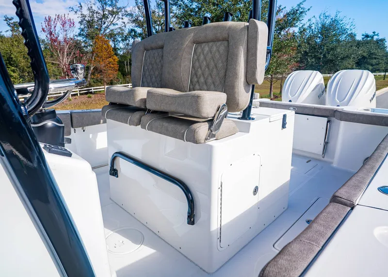 Slide: The Image of Sea Hunt Gamefish 30 Coffin Box 2026 - 20