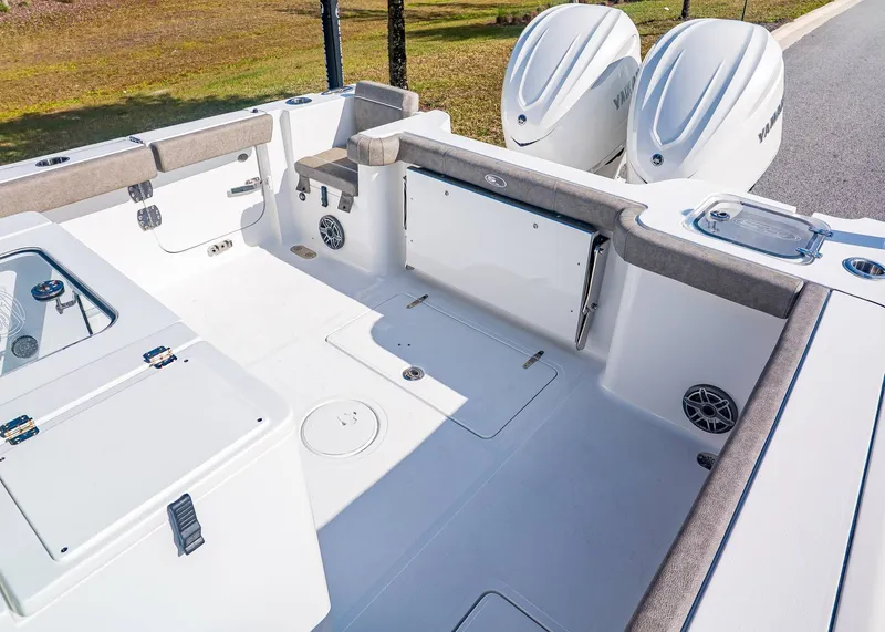 Slide: The Image of Sea Hunt Gamefish 30 Coffin Box 2026 - 6